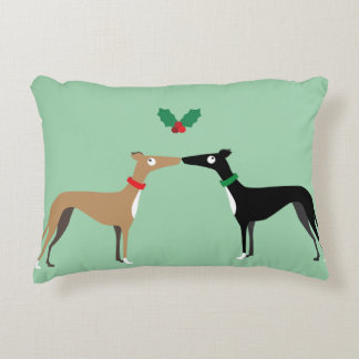 Hound kiss decorative cushion