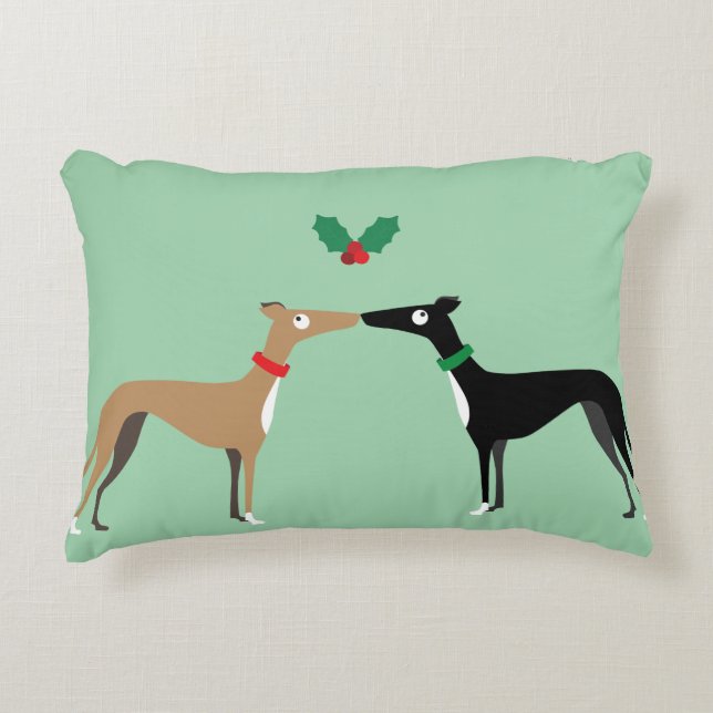 Hound kiss decorative cushion (Front)