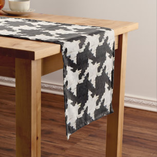 Houndstooth Black White Pattern Short Table Runner