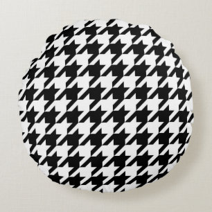 Houndstooth Pattern in Black and White Round Cushion