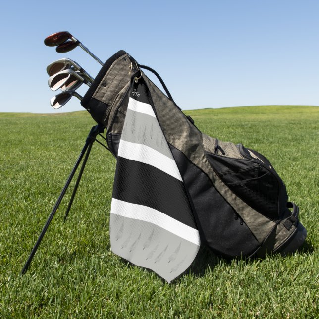 Houndstooth Patterned Christmas Tree Monogrammed  Golf Towel (Green)