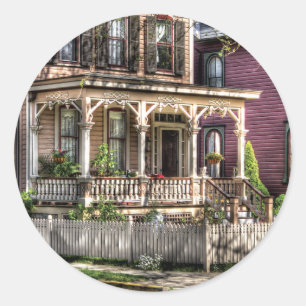 House - Country Victorian Classic Round Sticker