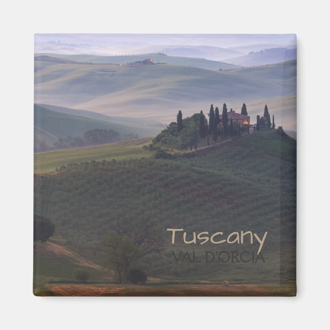 House in Tuscany in the morning fog text magnet (Front)