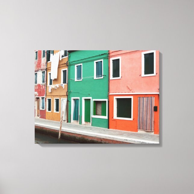 Houses on the waterfront canvas print (Front)