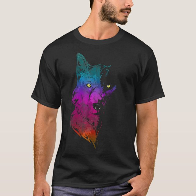 Howl Wildlife Forest Animal Predator Portrait Colo T-Shirt (Front)