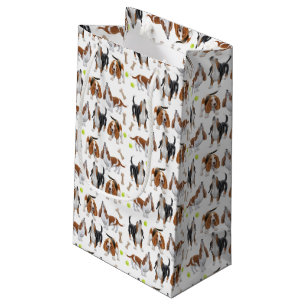Howling Basset Hound Dogs Gift Bag