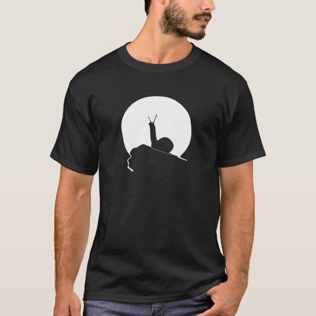 Howling Snail T-Shirt (Front)