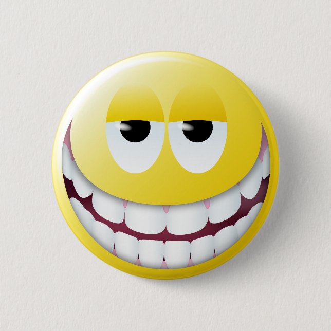 Huge Smile Face 6 Cm Round Badge (Front)