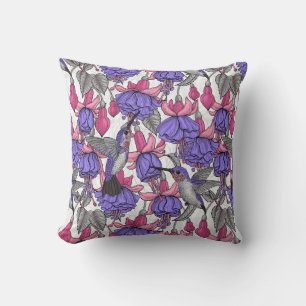 Hummingbird garden in melrose and pink cushion
