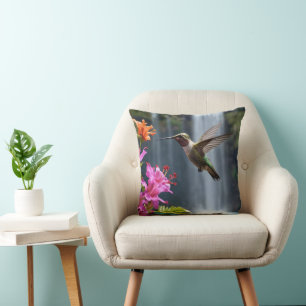 Hummingbird Waterfall Park,  Cushion