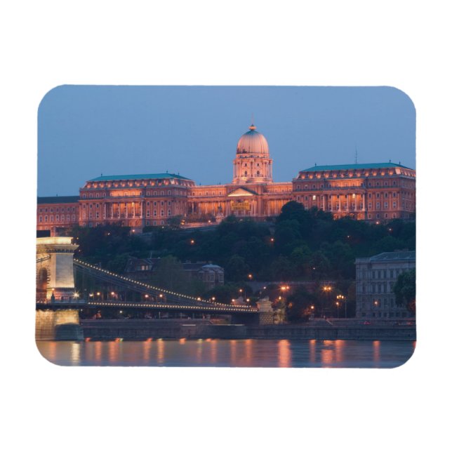 HUNGARY, Budapest: Szechenyi (Chain) Bridge, Magnet (Horizontal)