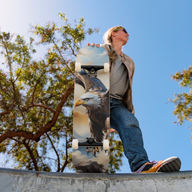 Hunter Eagle Skateboard Flying (Outdoor 1)