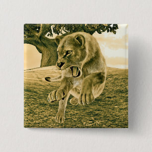 Hunting Lioness 15 Cm Square Badge