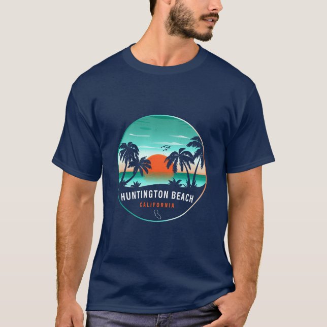 Huntington Beach California Retro Sunset Souvenirs T-Shirt (Front)
