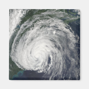 Hurricane Earl off the Mid-Atlantic Magnet