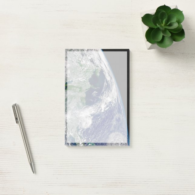 Hurricane Frances On A Partial Earth. Post-it Notes (Office)