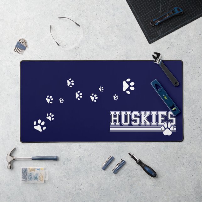 Huskies Desk Mat (Workstation)