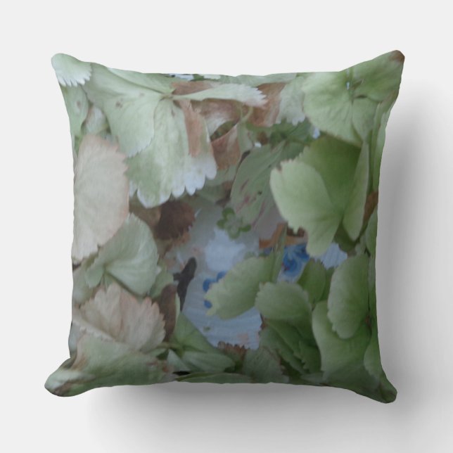 Hydrangea leaves cushion (Front)