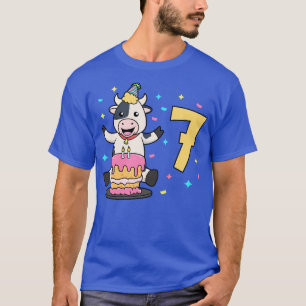 I am 7 with cow kids birthday 7 years old T-Shirt