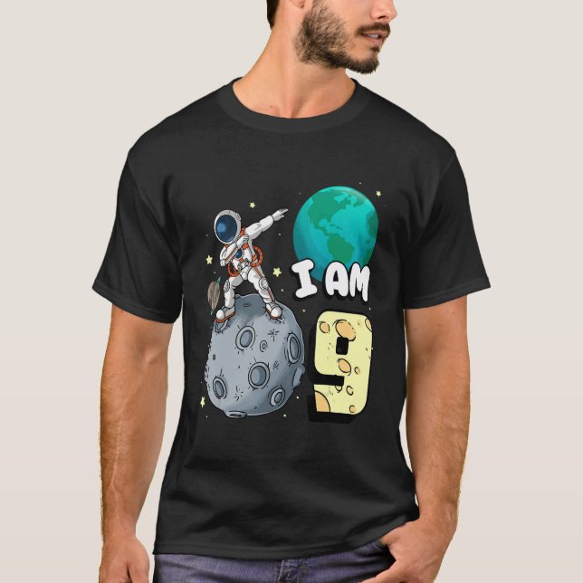 I Am 9 Space Astronaut Kid Moon Walker 9th Birthda T-Shirt (Front)