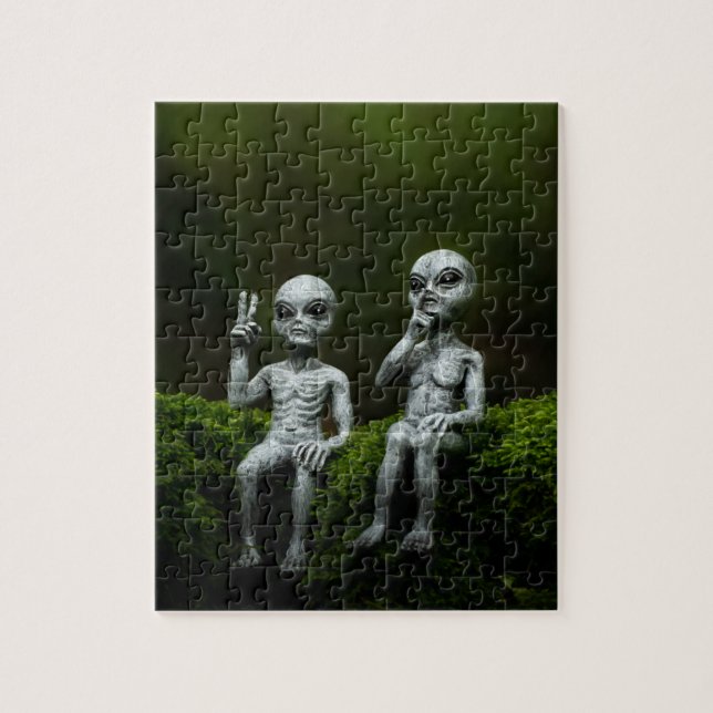 I BELIEVE! Alien Puzzle (Vertical)