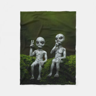 I BELIEVE! Cute Alien Blanket