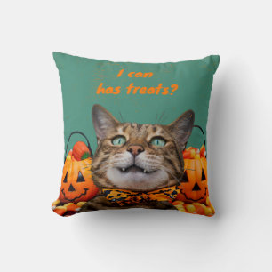 i Can Has Treats Cat Throw Pillow