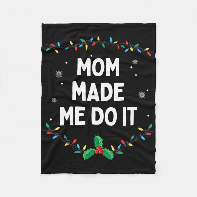 I Don't Do Matching Christmas Outfits Mum Made Me  Fleece Blanket (Front)