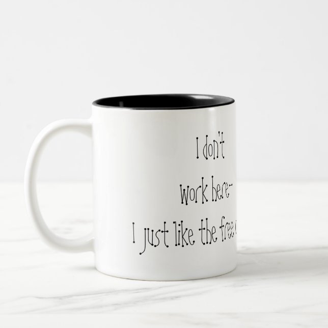 I don't work here- Two-Tone coffee mug (Left)