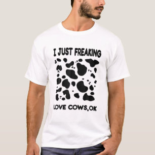 I Freaking Love Cows Funny Cow Costume Kids Men Wo T-Shirt