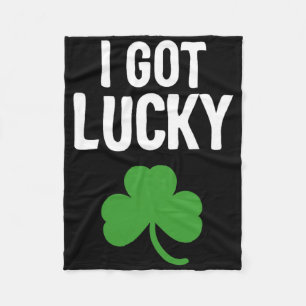 I Got Lucky Dad St Patricks Day Pregnancy Announce Fleece Blanket