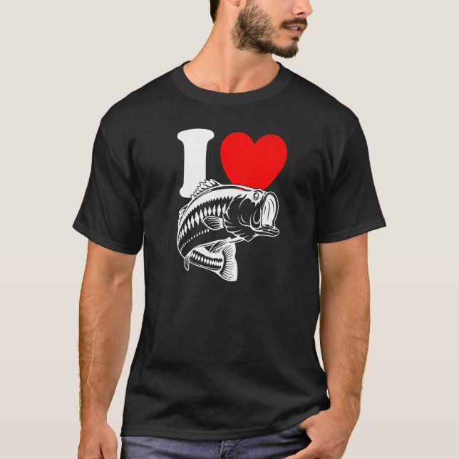 I Heart Fish  Cute I Love Fishing Bass Fishing T-Shirt (Front)