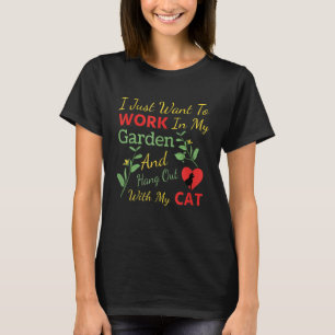 I Just In My Garden And Hang Out With My Cat Anima T-Shirt