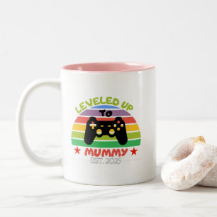 I Levelled Up To Mummy Funny Gamer Est. 2025 Women Two-Tone Coffee Mug