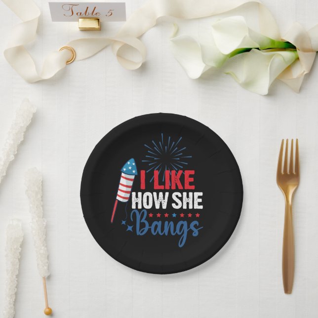 I Like How She Bangs Patriotic July 4th Couple Paper Plate (Wedding)