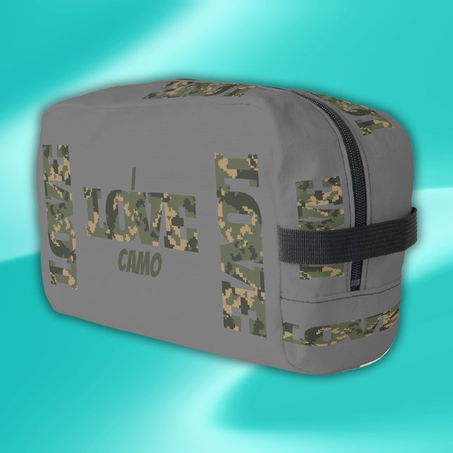 I Love Camouflage Green Brown | Dopp Kit (Creator Uploaded)