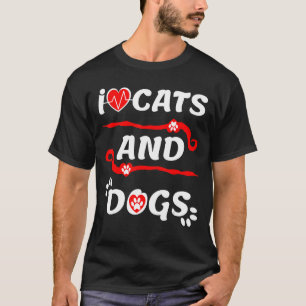 I love Cats And Dogs With Heart Beats T-Shirt