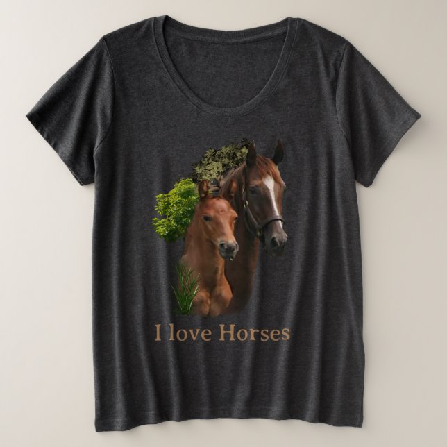 I love Horses Plus Size T-Shirt (Design Front)