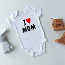 I love M O M  | Heart custom text MOM