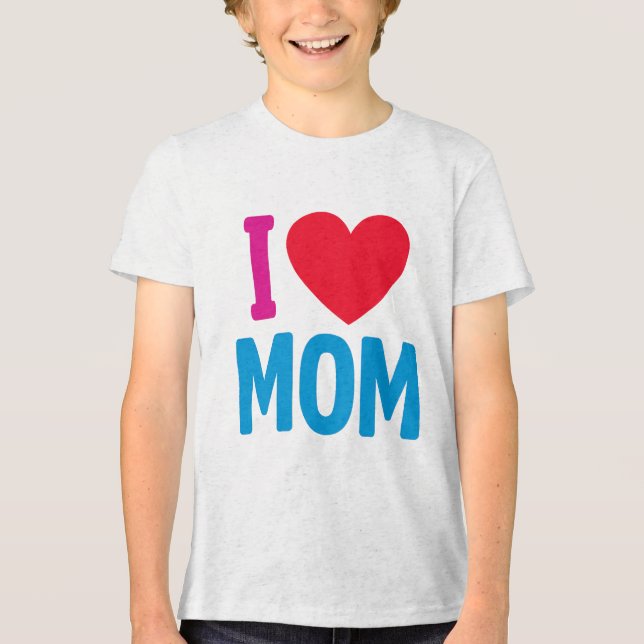 "I LOVE MOM" TSHIRT (Front)