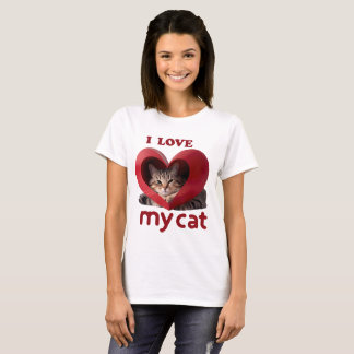 I Love My Cat Adorable Loved Design T-Shirt