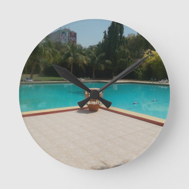 I Love My Family Poolside Art Round Clock (Front)