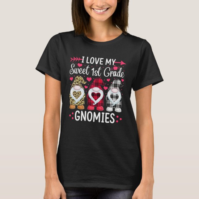 I Love My Sweet 1st Grade Gnomies Teacher Gnome Va T-Shirt (Front)