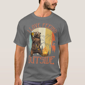 I Love Peeing Outside Funny Bear Drink Beer Campin T-Shirt