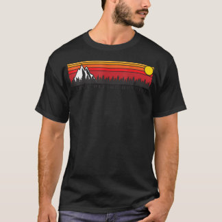 I Love Peeing Outside Funny Outdoor Camper T-Shirt