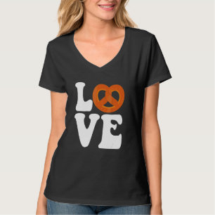 I Love Pretzels for Pretzel Day Office Wear T-Shirt