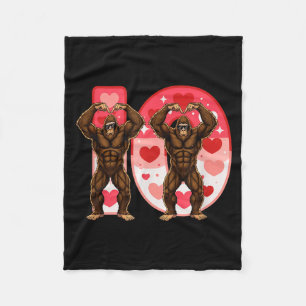 I-o Couples Matching Funny Bigfoot In Midwestern V Fleece Blanket