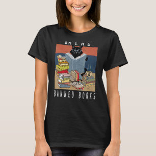 I Read Banned Books Black Cat Reader Bookworm Wome T-Shirt