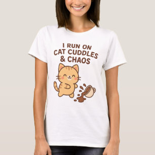  I Run on Cat Cuddles & Chaos T-Shirt - Cute Cat 