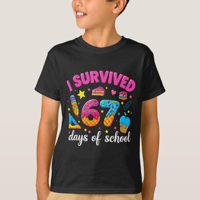 I Survived 67 Days Of School Funny Meme Teacher St T-Shirt (Front)
